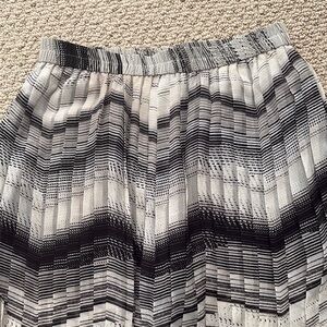 Club Monaco Women's Maxi Skirt